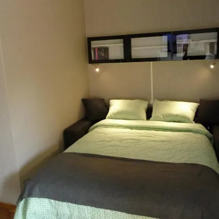 Hyères, 2 Pièces, 4 Personnes - Fr-1-335-58